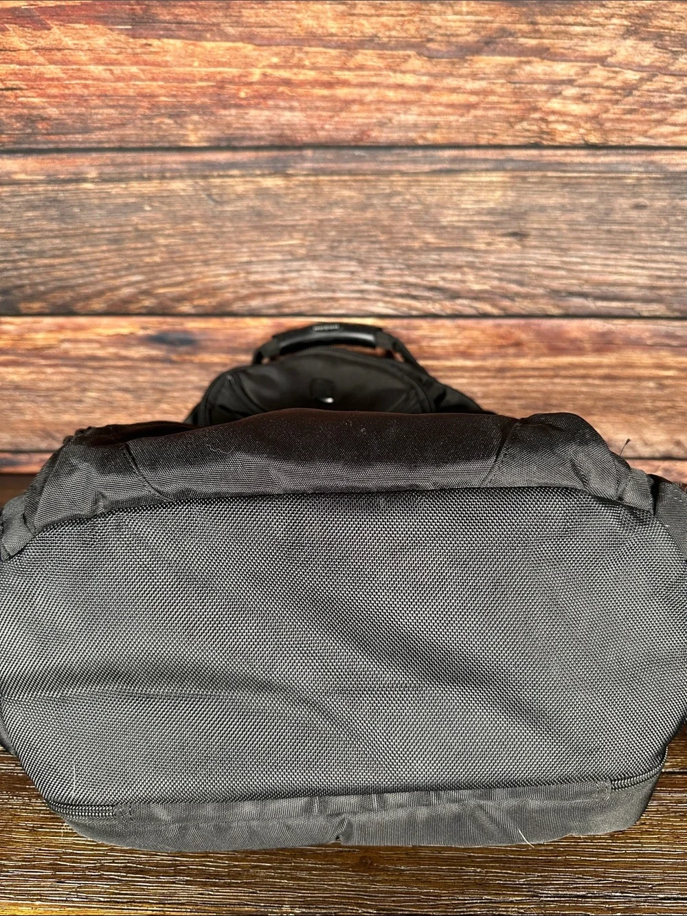 SwissGear Black Men's Everyday Travel & Laptop Backpack